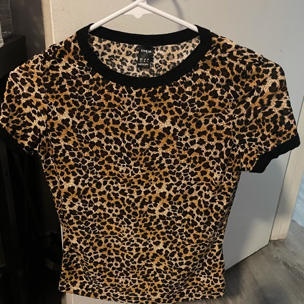 T shirt cheats prints